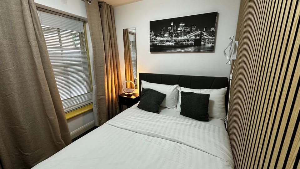 2 Bedroom Flat Ground Floor Town Centre Colchester Apartment in Colchester