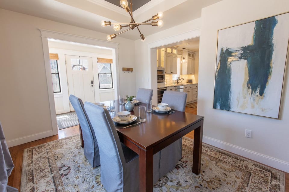 Luxury Home w/ Private Patio Mins away from DT RC House in Rapid City