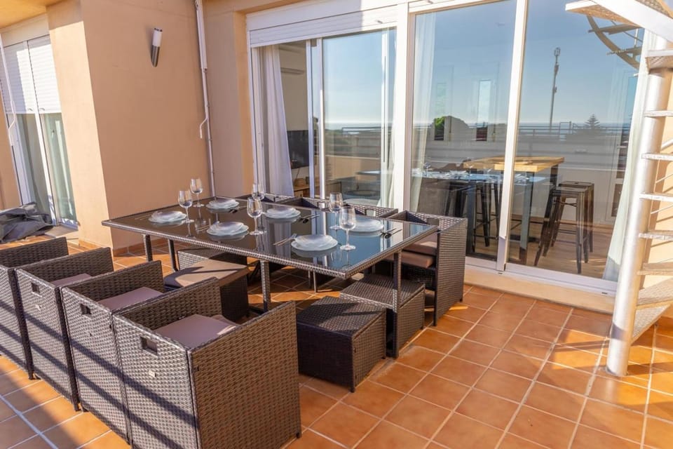 Seafront in Los Caños: Terrace & Pool Apartment in La Janda