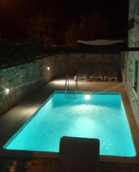 BEST PRICES VILLA NINI with refreshing private pool, barbecue,bikes and much more Villa in Istria County