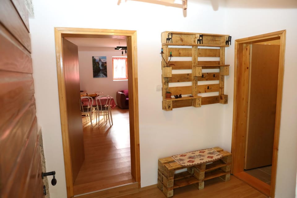 LAKE HOUSE 'VILIN KONAK' House in Montenegro