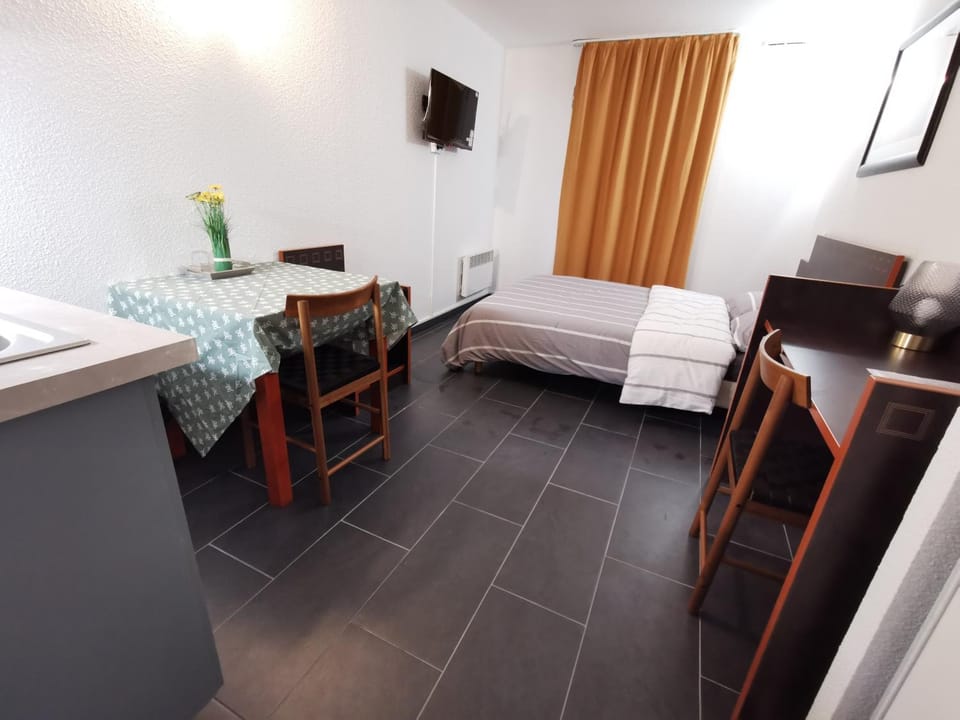 Appart Hotel La Defense Apartment hotel in Puteaux