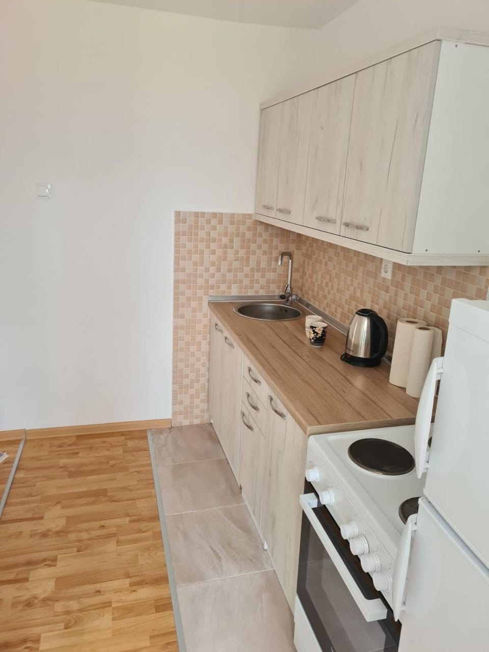 Coffee/tea facilities, pet friendly, stove