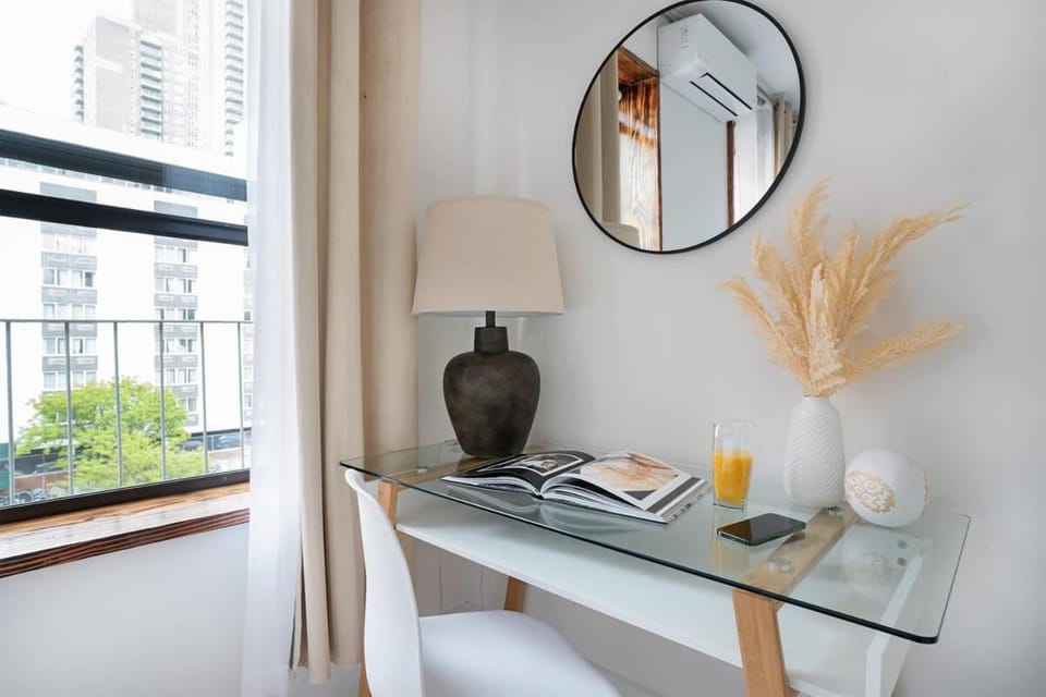 48-5RW 1BR Apartment in Midtown West W D Apartment in Midtown