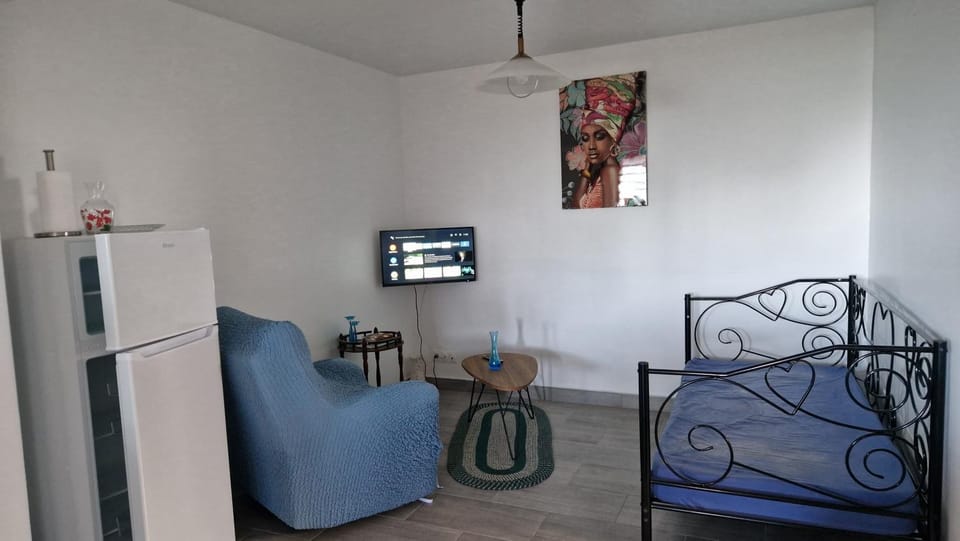 TV and multimedia, Seating area