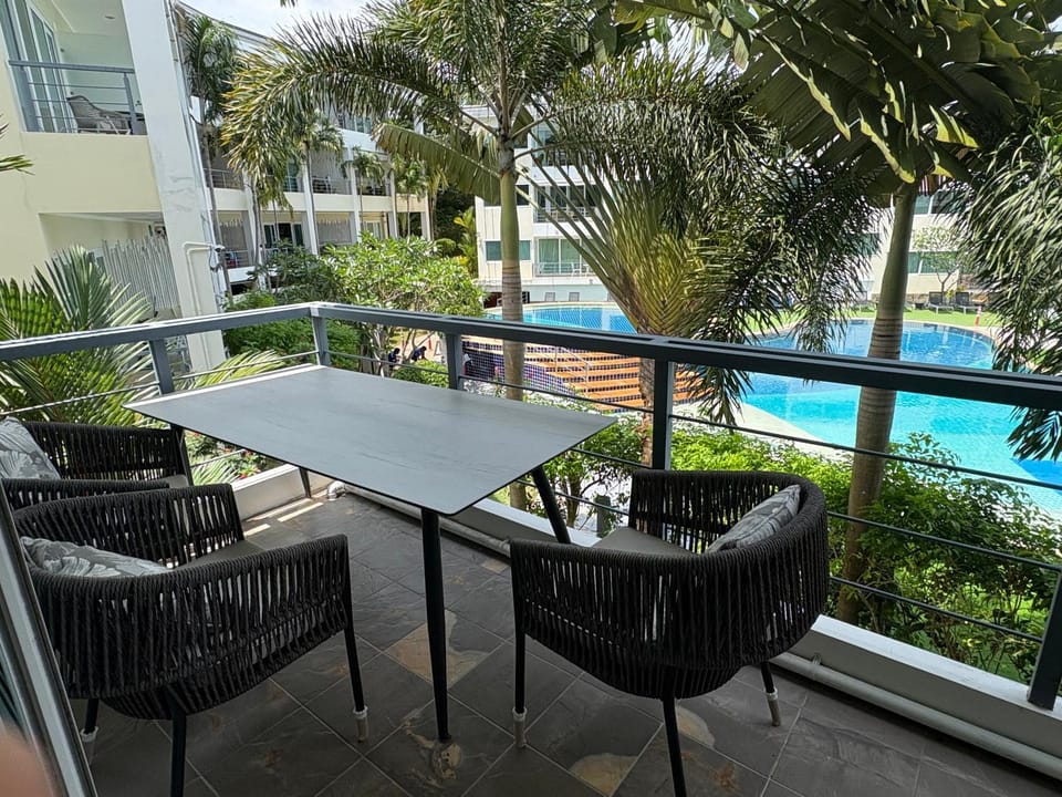 Karon Butterfly Condominium Brandnew 68m2 apartment, seaview, pool access, 500m to beach Apartment in Phuket