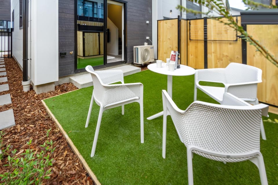 Property building, Garden, Seating area