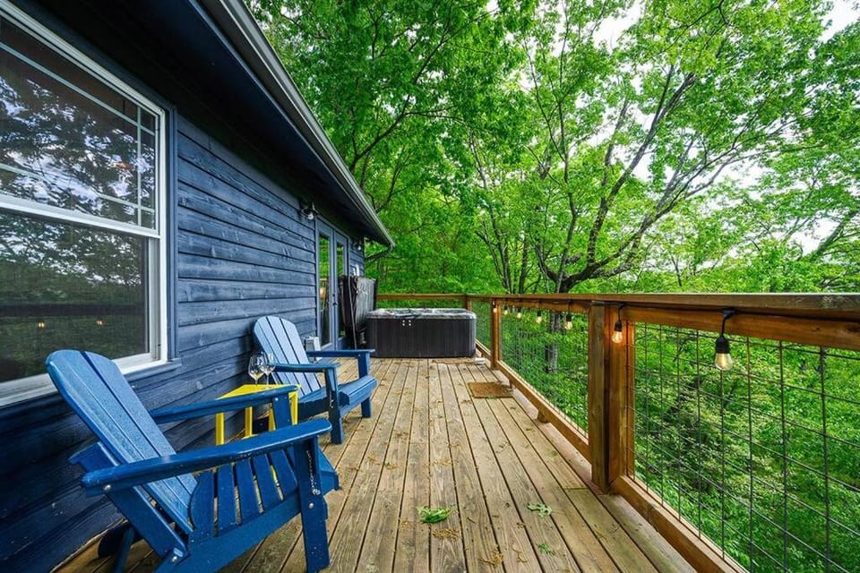 Chic private cabin w/ epic views & amenities! Cabin in Sevier County