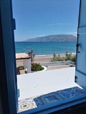 ΠΑΡΑΘΙΝ ΑΛΟΣ 2 Apartment in Euboea