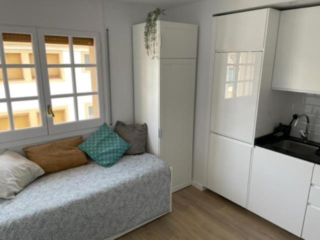 Kitchen or kitchenette, Photo of the whole room