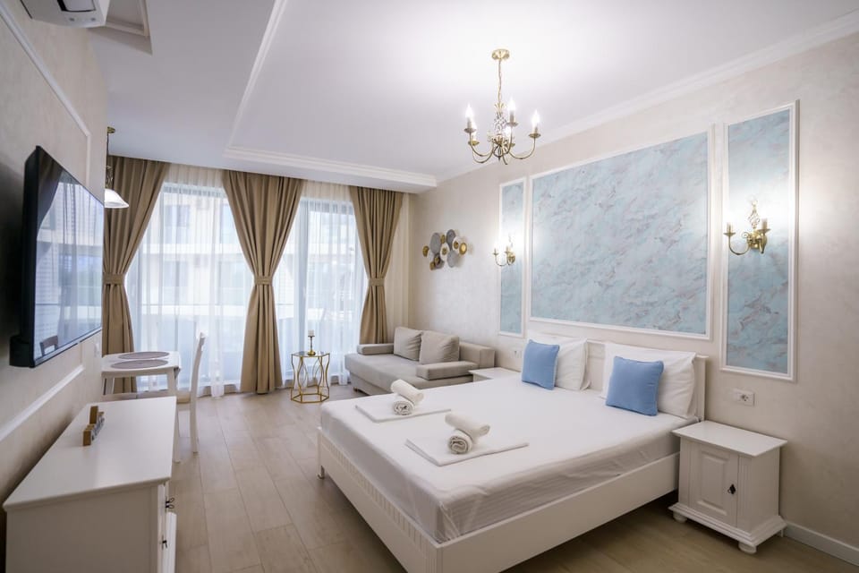 TV and multimedia, air conditioner