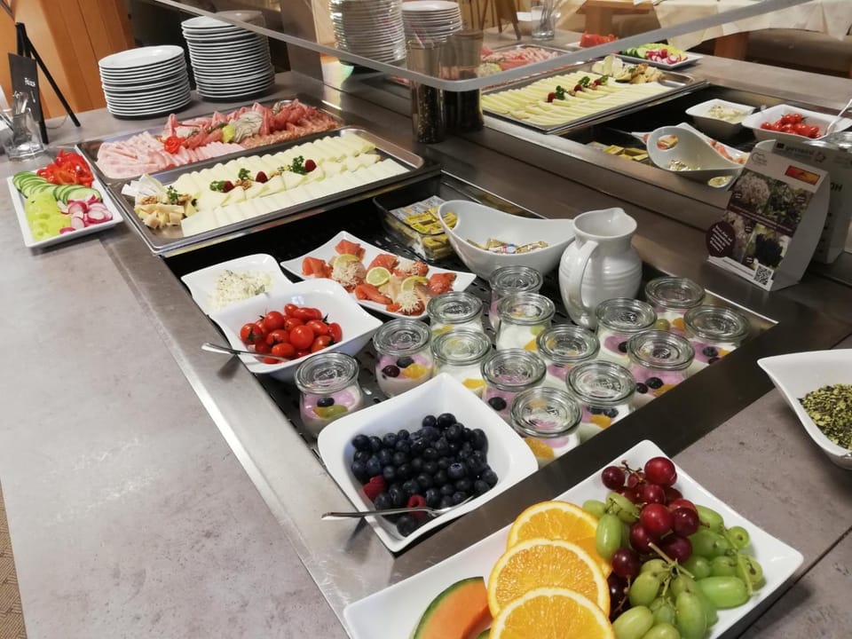 Food and drinks, Food, Buffet breakfast