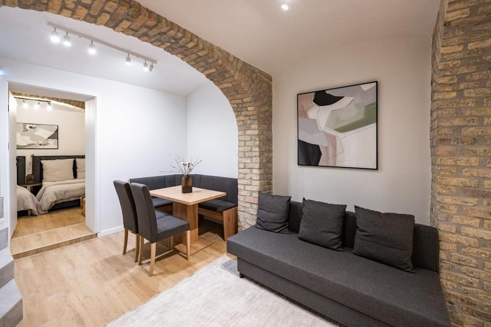 Spacious Apartments In Mitte- Feel The Citycenter Apartment in Berlin