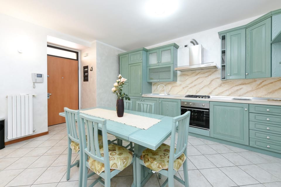 Appartamento nel Borgo Apartment in Manerba del Garda