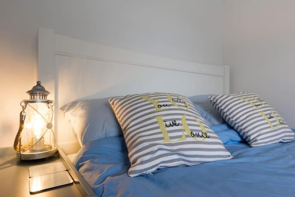 Lighthouse View - Apartment by the Sea Apartment in Margate