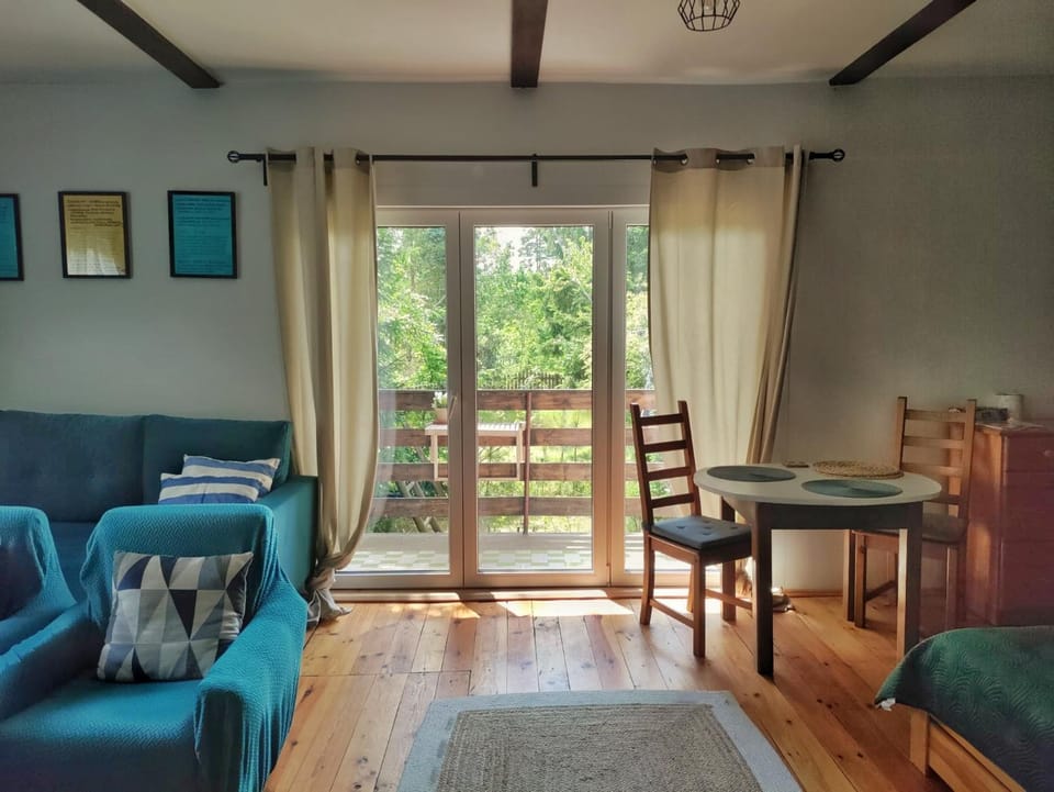 Garden, View (from property/room), Balcony/Terrace, Living room, Seating area, Garden view
