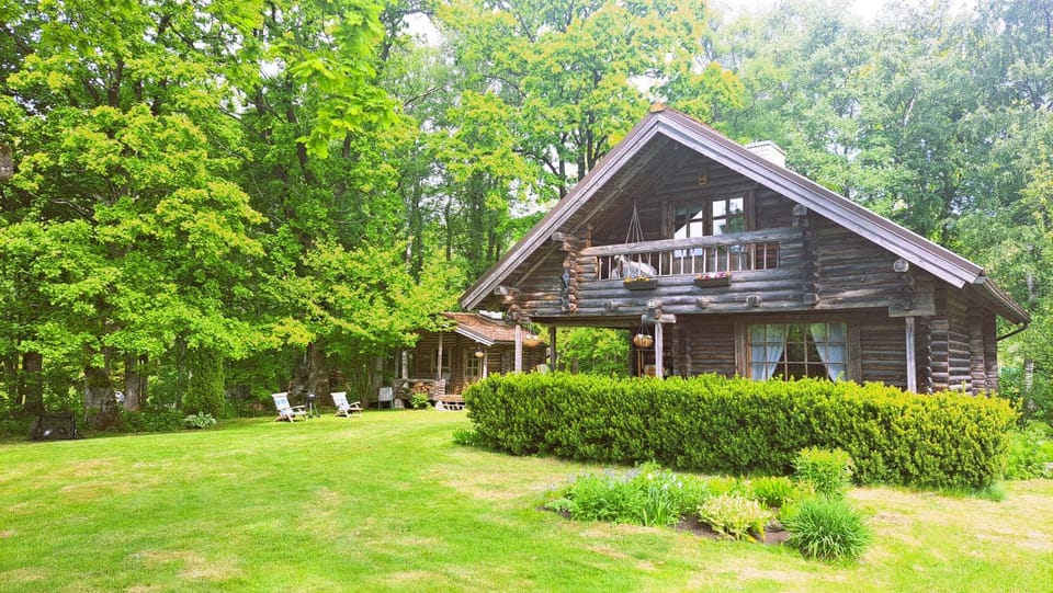 Property building, Natural landscape, Garden