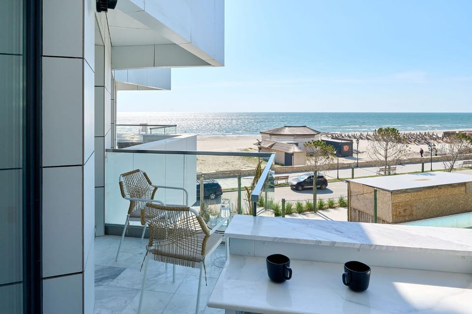 Property building, View (from property/room), Balcony/Terrace, Sea view