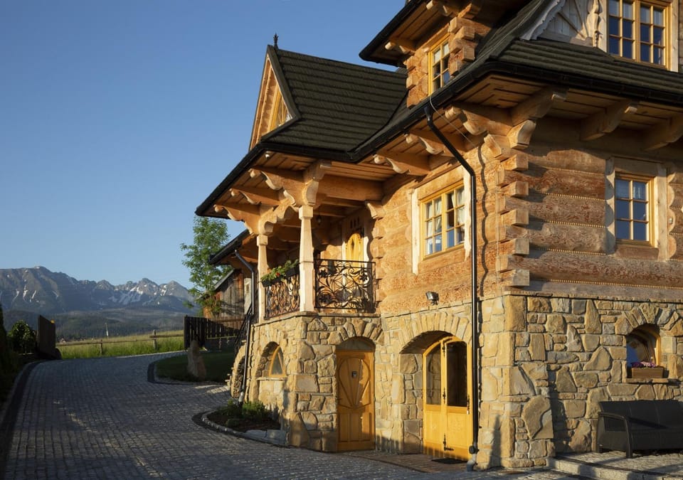 Property building, Mountain view