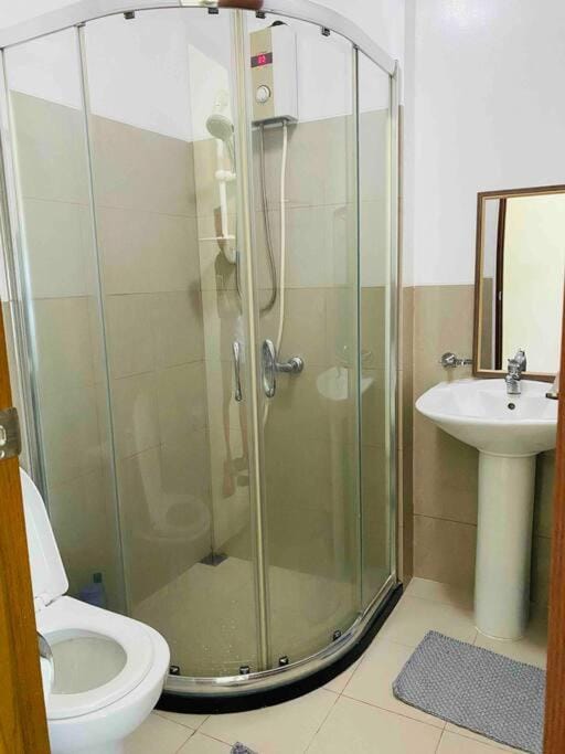 Makati Penthouse with Stunning City Skyline View Apartment in Pasay