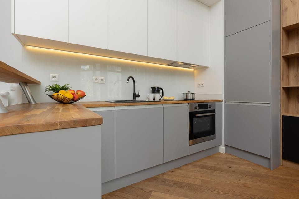 Kitchen or kitchenette, dishwasher, pet friendly, stove