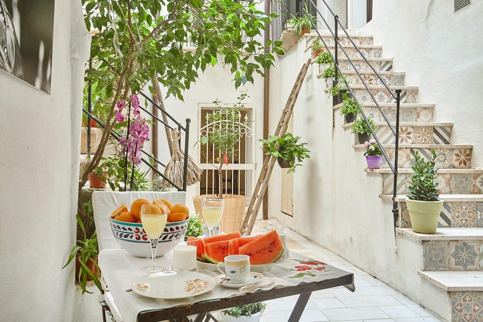 Inner courtyard view