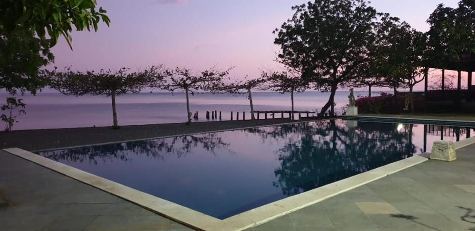 Beach, Swimming pool