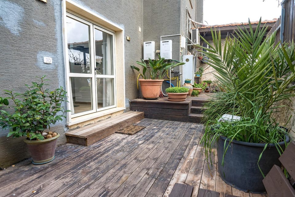 Patio, Garden, Balcony/Terrace