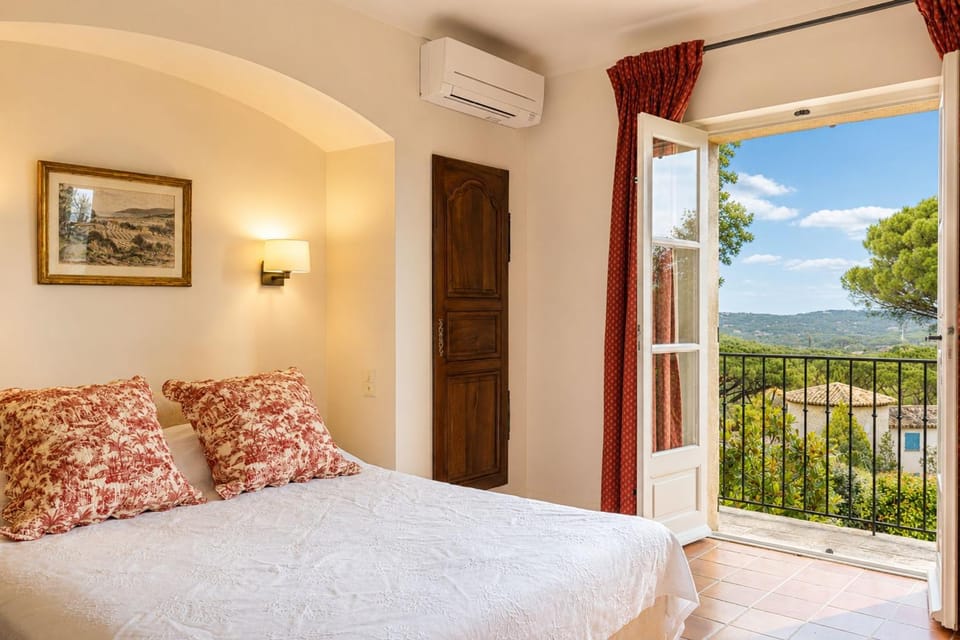 Soleil Marin - Villa with Sea View Apartment in Saint-Tropez