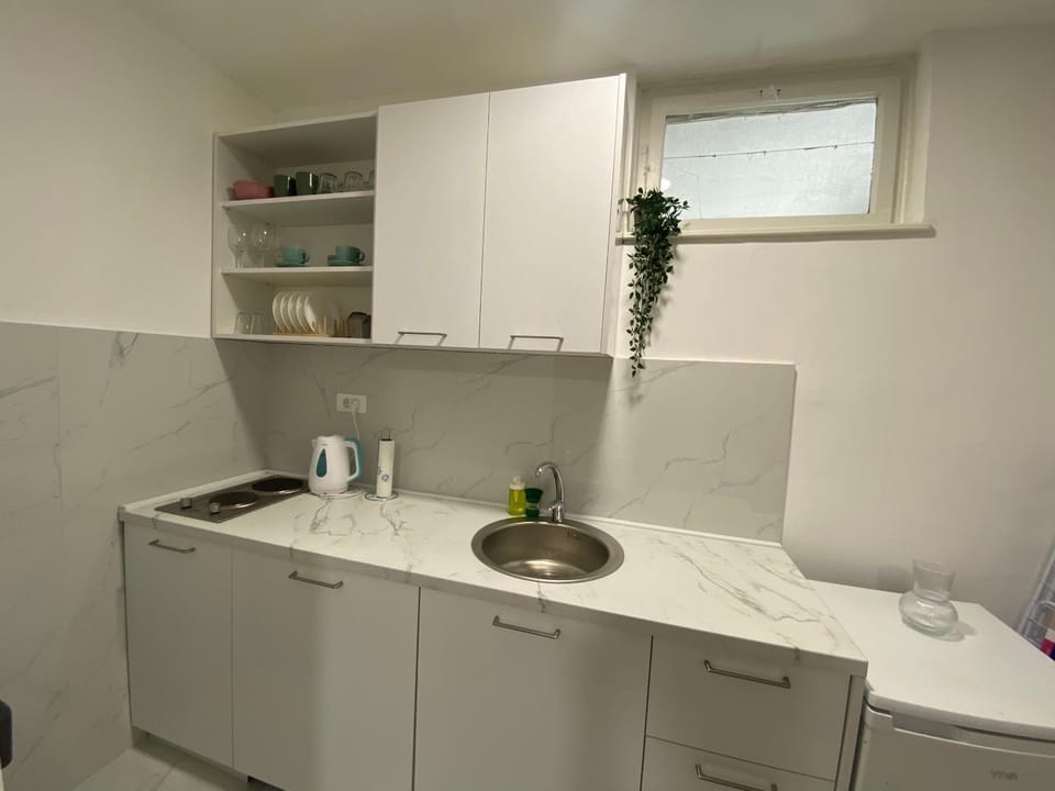 Coffee/tea facilities, Kitchen or kitchenette