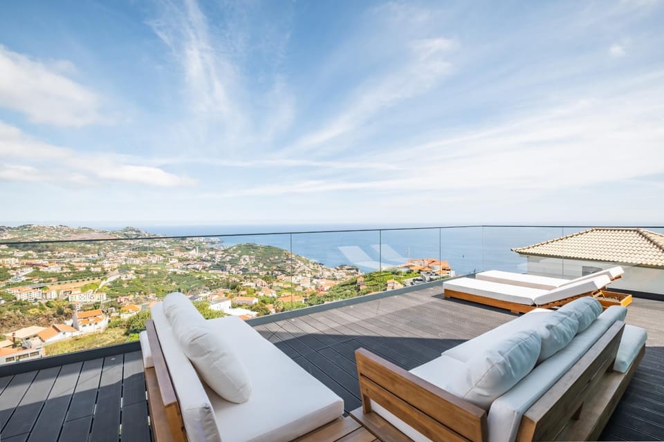House of Cork and Ivy - By WeHost Villa in Câmara De Lobos