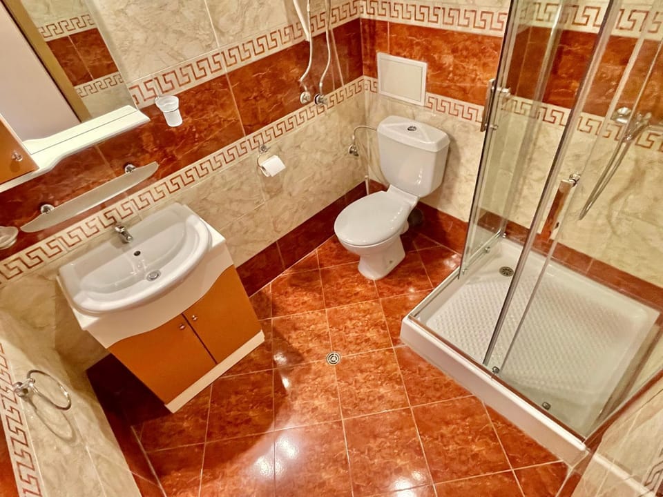 Shower, Bathroom
