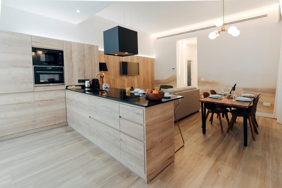 Kitchen or kitchenette, minibar, pet friendly, stove