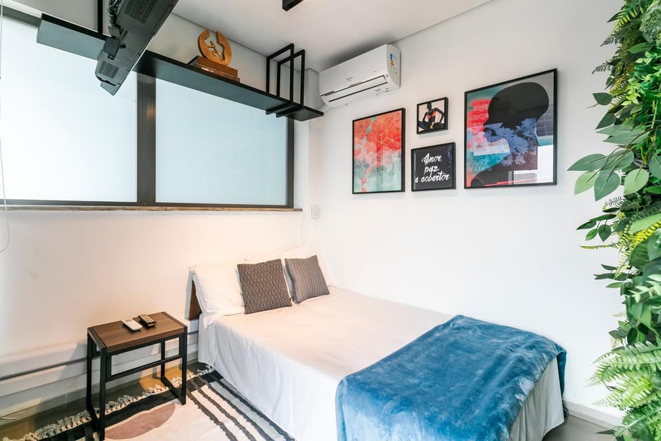 Studio 2113 com Garagem ao lado metro Oscar Freire prox-H das clínicas Apartment in Sao Paulo City
