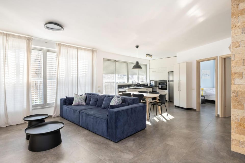 Best Location 3BR Specious Apartment By Vacay Apartment in Tel Aviv-Yafo