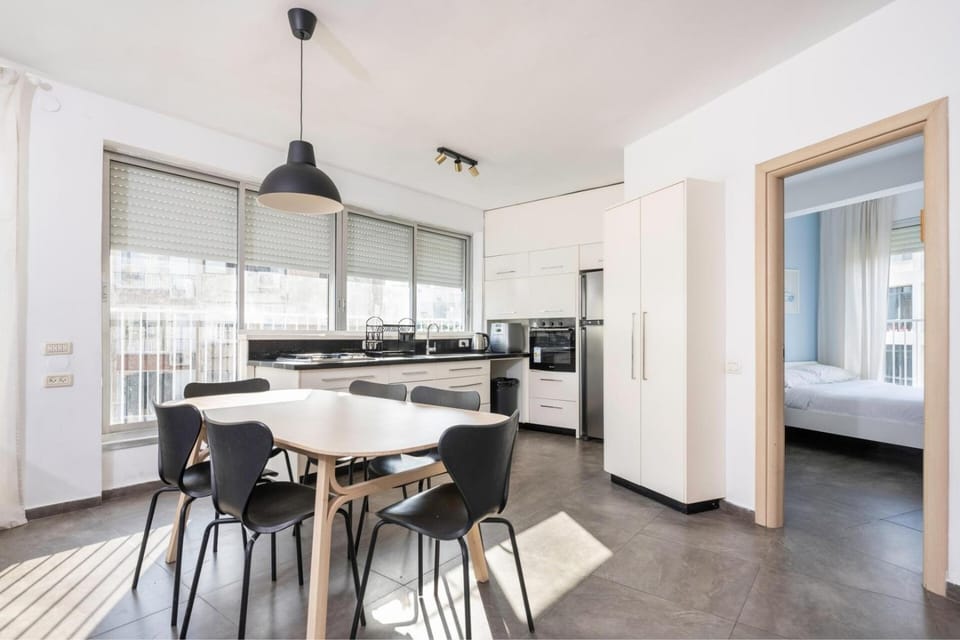 Best Location 3BR Specious Apartment By Vacay Apartment in Tel Aviv-Yafo
