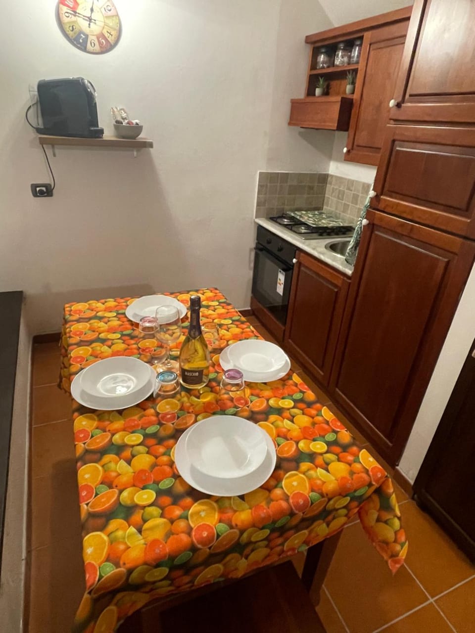 Kitchen or kitchenette, Dining area, pet friendly, stove