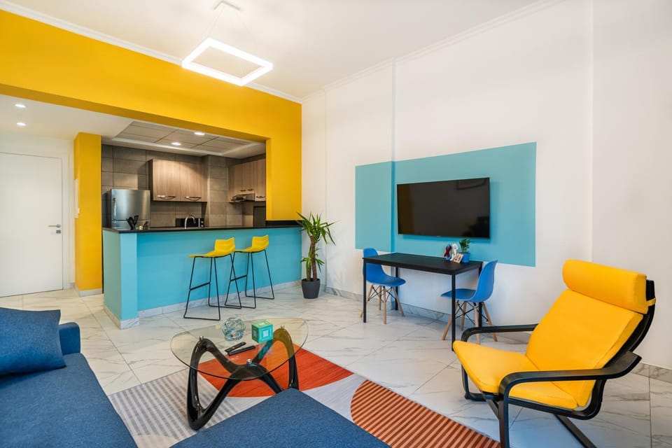 TV and multimedia, Living room, Dining area