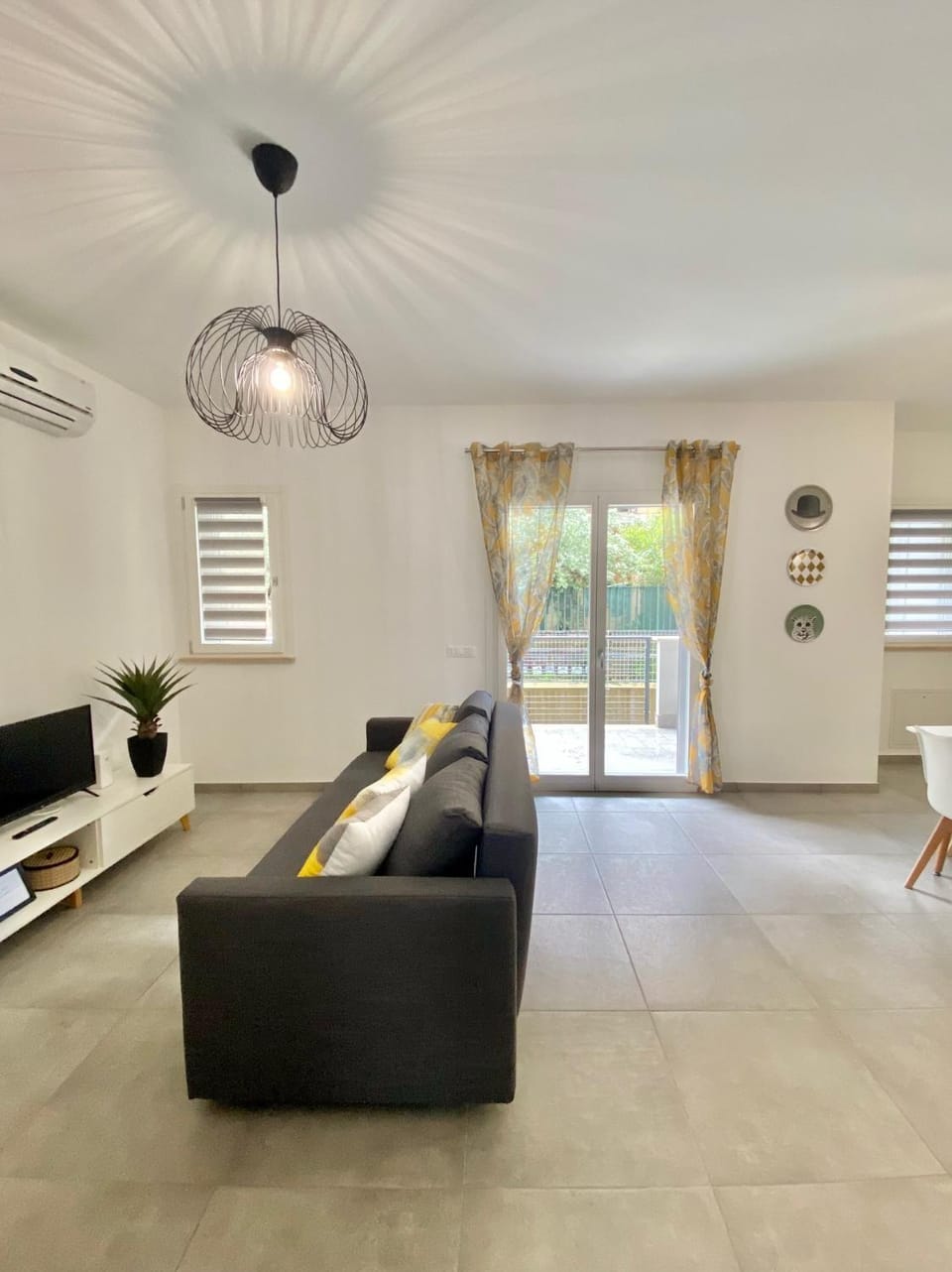 Living room, air conditioner