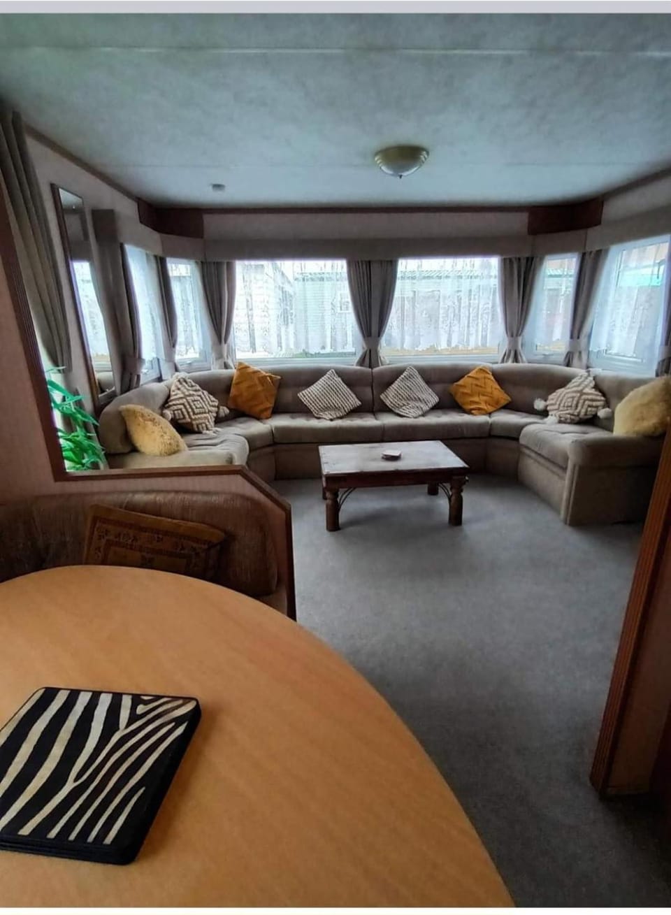 Beautiful 2 bedroomed mobile home Campground/ 
RV Resort in Aberystwyth