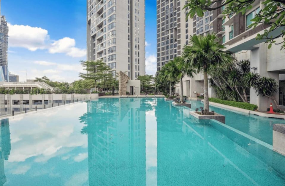 Pool view, Swimming pool, Swimming pool
