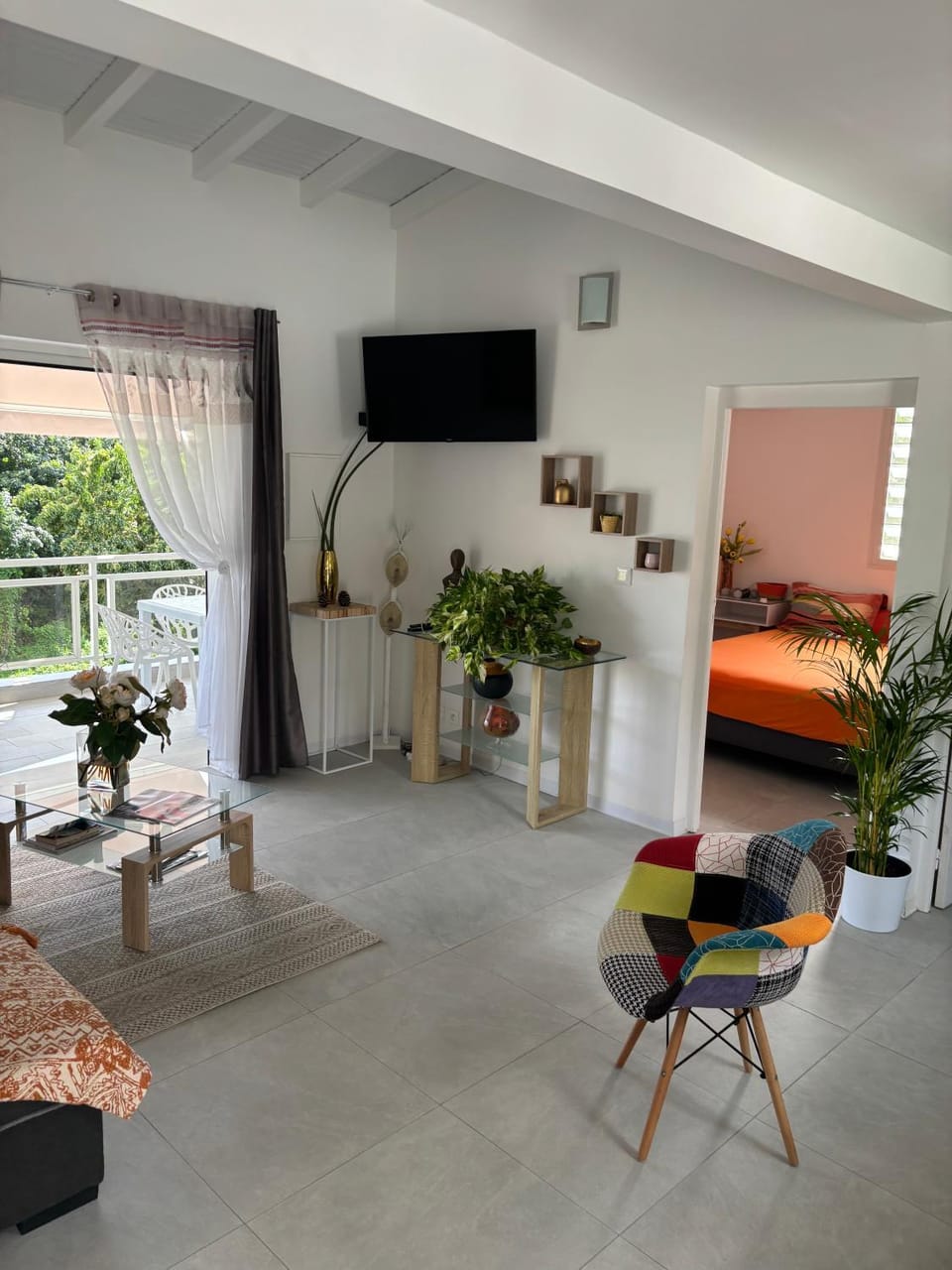Communal lounge/ TV room, Living room