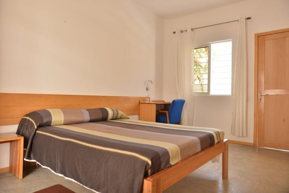 Residencial Che Guevara B & B Stop over Bed and Breakfast in Cape Verde