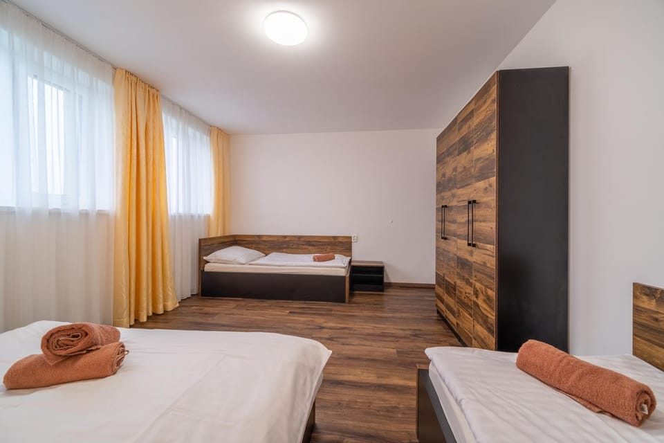 Bed, Bedroom, towels, wardrobe