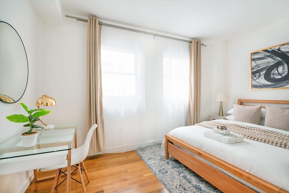 13-3 I Brand New 4BR 3 Baths Duplex Private Roof Deck Apartment in Union Square