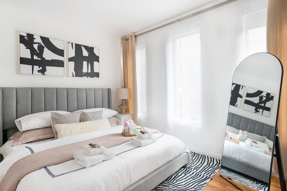 13-3 I Brand New 4BR 3 Baths Duplex Private Roof Deck Apartment in Union Square