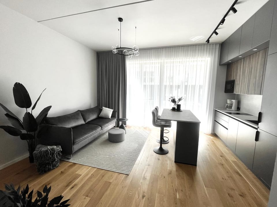 TV and multimedia, Kitchen or kitchenette, Living room, Seating area