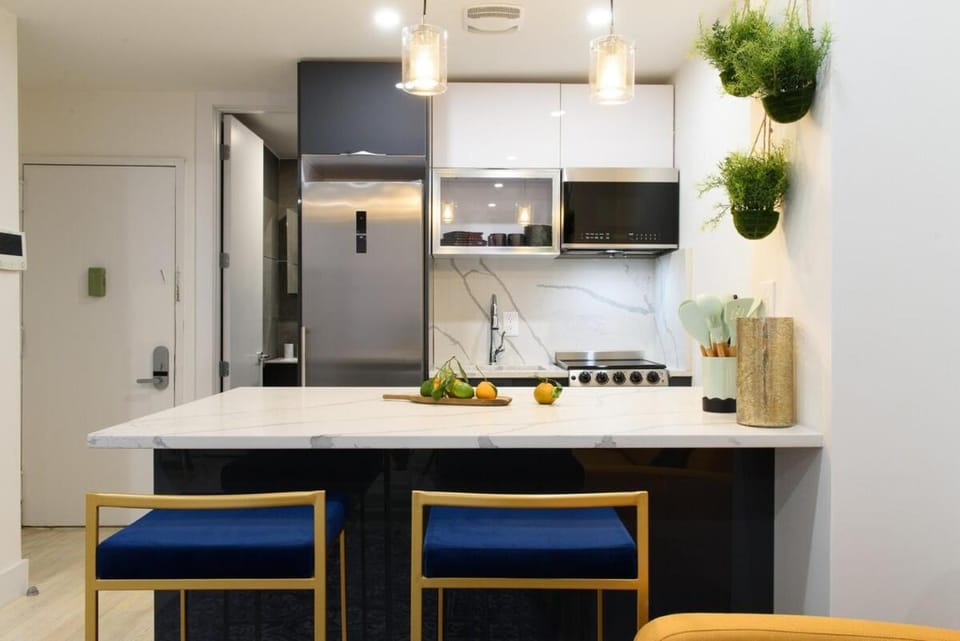 1597-9 Renovated Studio Prime UES WD in unit Apartment in Upper East Side