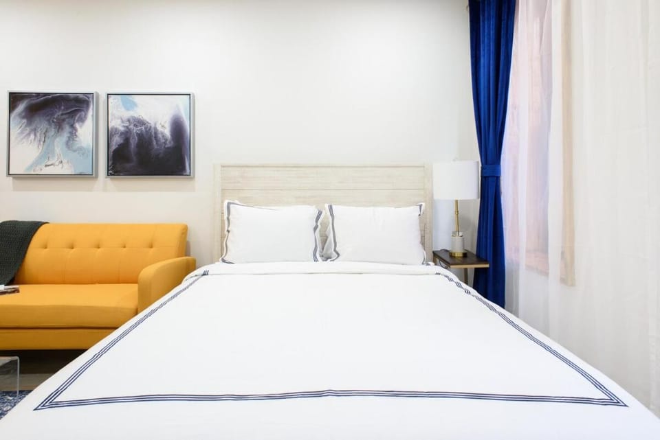 1597-9 Renovated Studio Prime UES WD in unit Apartment in Upper East Side
