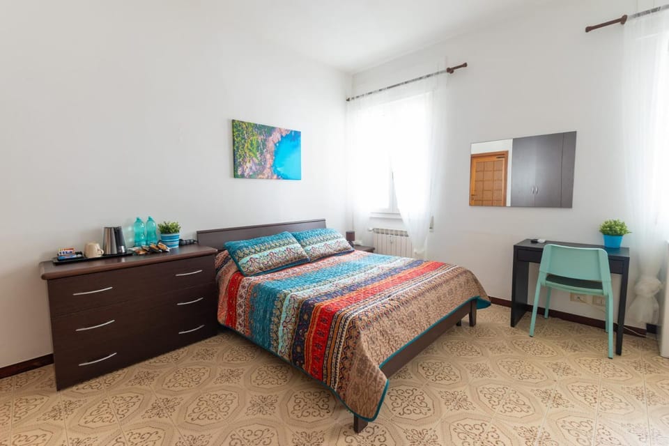 Bed, Coffee/tea facilities